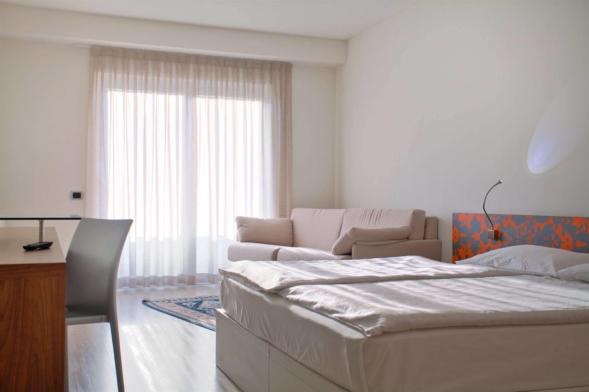Sporthotel Villa Stella Torbole Sul Garda Dış mekan fotoğraf