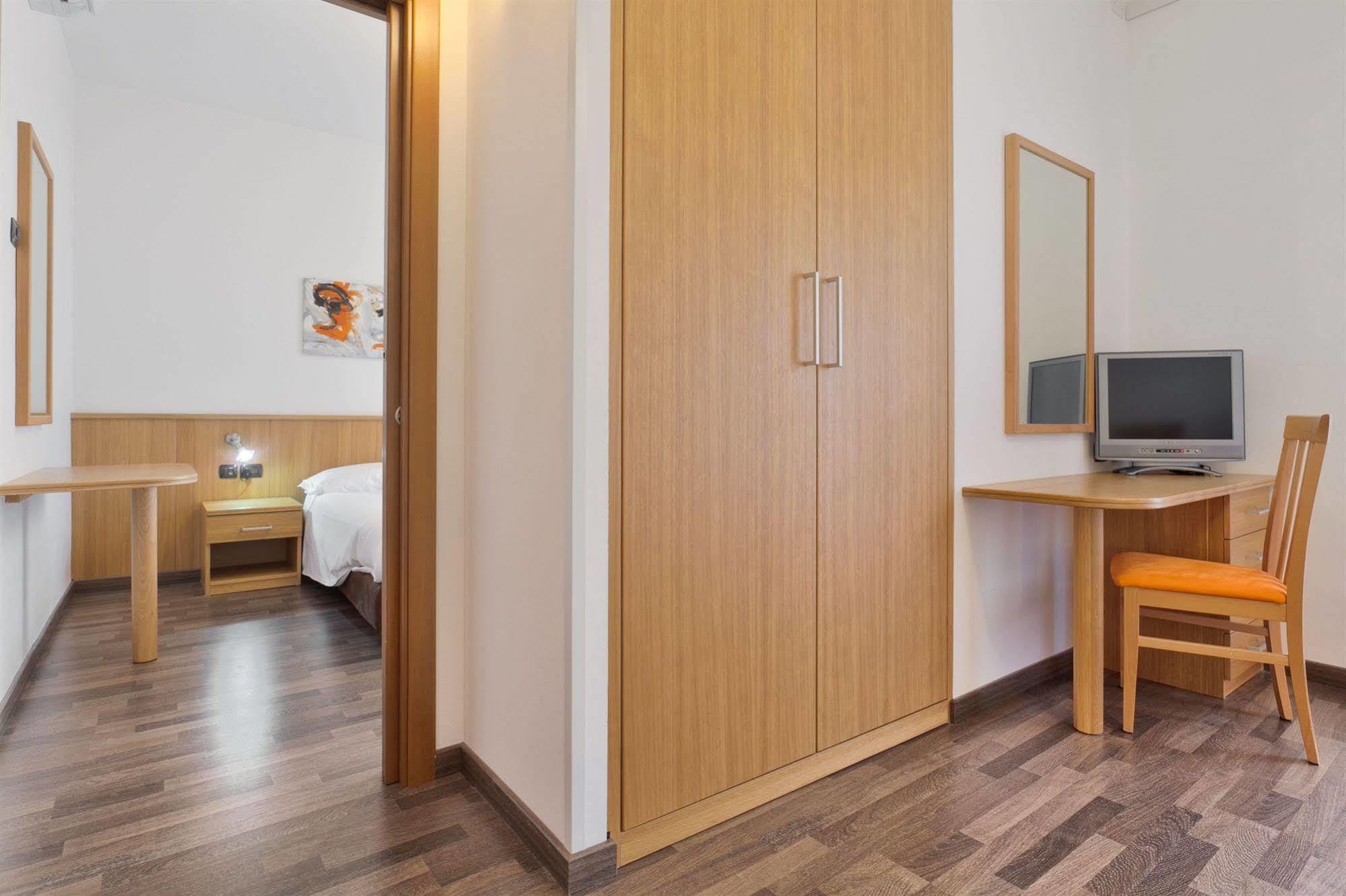 Sporthotel Villa Stella Torbole Sul Garda Dış mekan fotoğraf