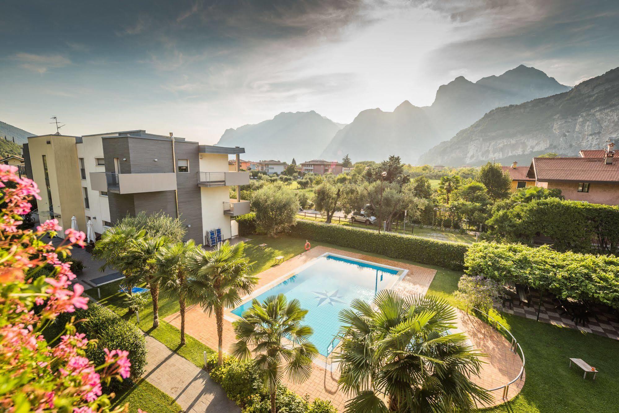 Sporthotel Villa Stella Torbole Sul Garda Dış mekan fotoğraf