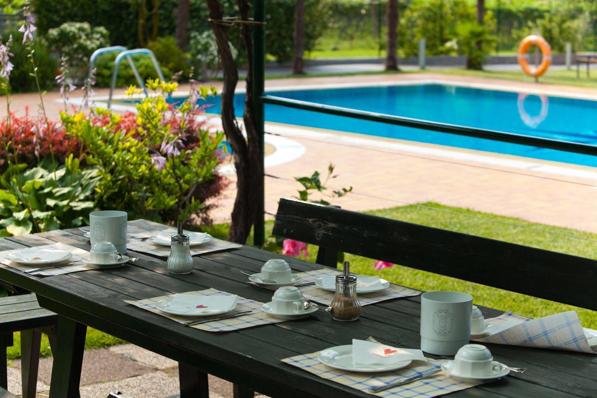 Sporthotel Villa Stella Torbole Sul Garda Dış mekan fotoğraf